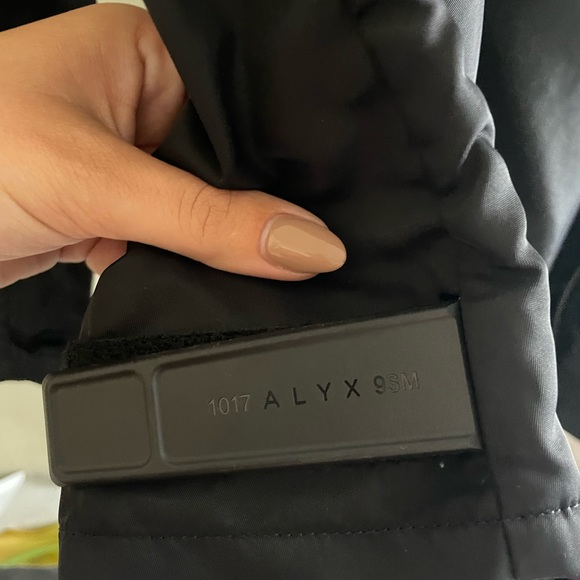 1017 ALYX 9SM - Picture 5 of 5